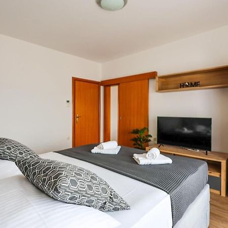 Apartments Jasna Crikvenica Ngoại thất bức ảnh