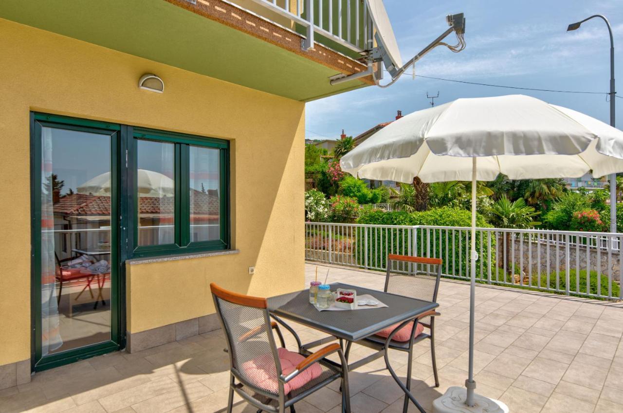 Apartments Jasna Crikvenica Ngoại thất bức ảnh